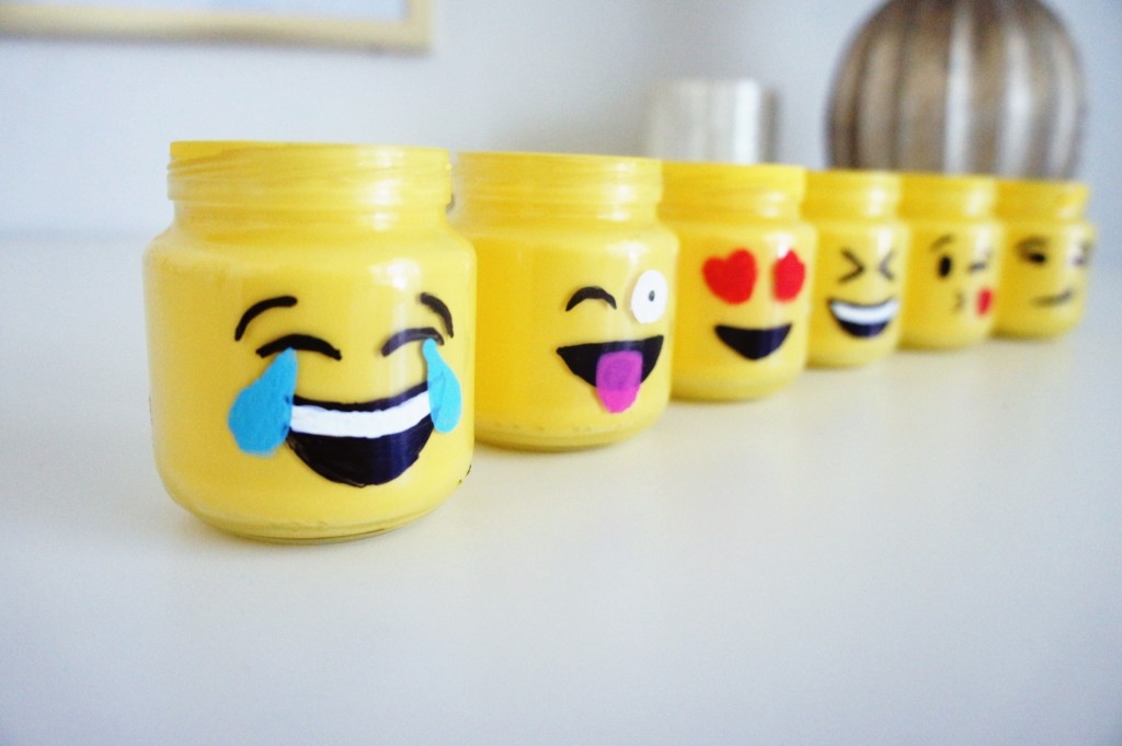 Emoji mason jars, emoji, baby food jar crafts, crafts, diy, our messy table