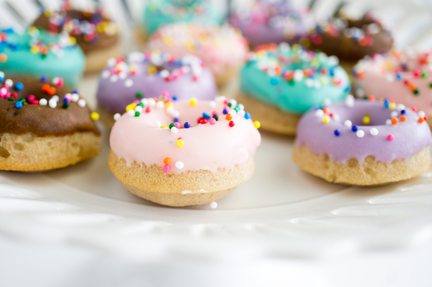 mini donut kabobs, donuts, mini donuts, cake donuts, brunch, recipe, dessert, sweet treats, 