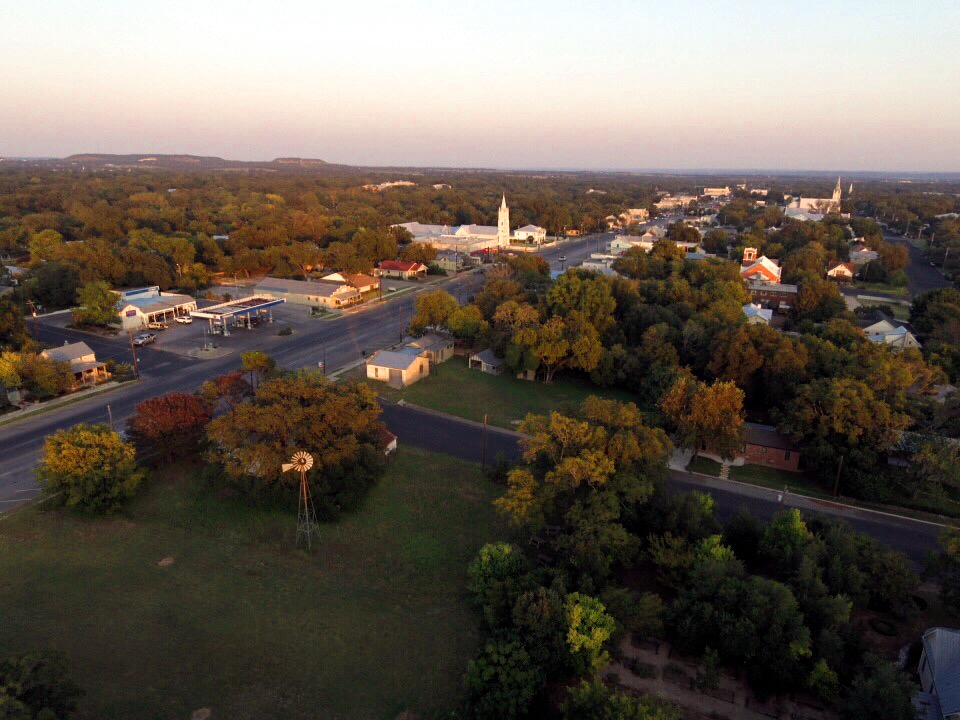 weekend getaway to fredericksburg, texas hill country, travel, fredericksburg travel guide, winery, 